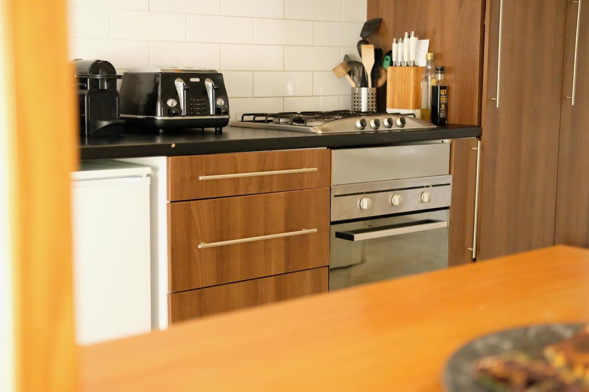 Spacious City Centre Apartment Бат Екстер'єр фото